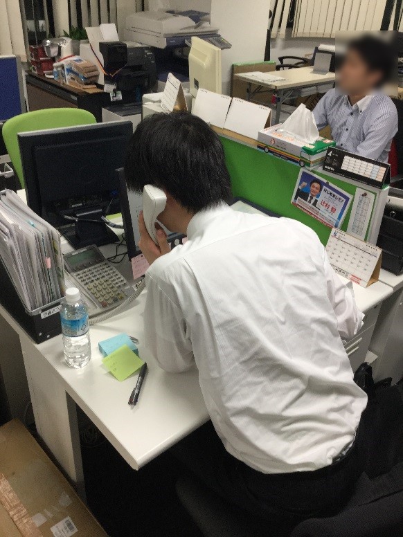 ～電話の位置編～新入社員とベテランとの対比
