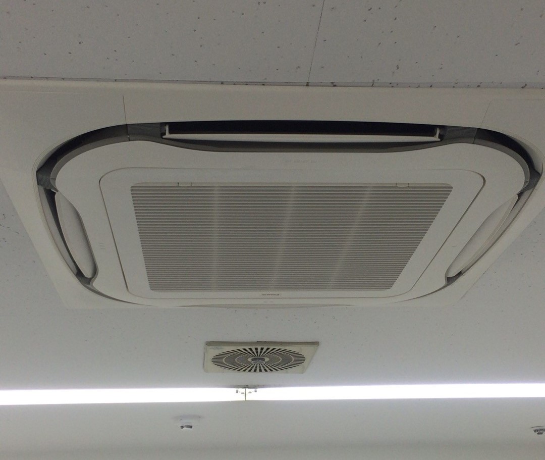 家庭用とは全然違う！オフィスエアコンの選び方