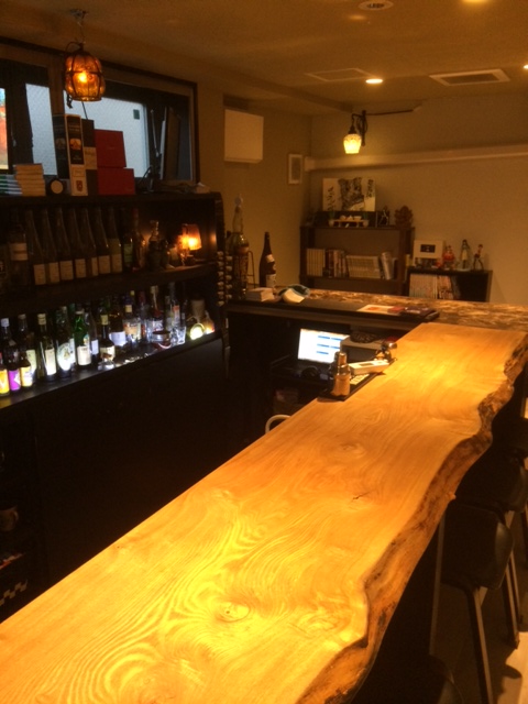 DIYとプロのコラボで造ったこだわりのBAR～お客様事例より～