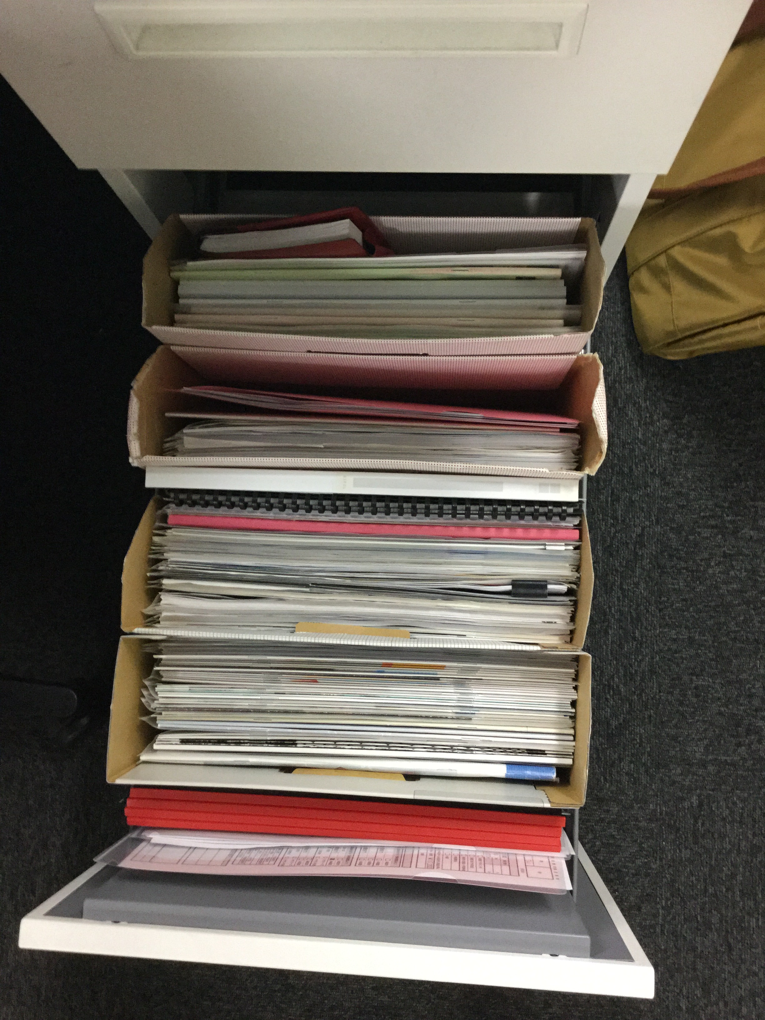 いざ、物探し対決！整理整頓してるのはどっち！？