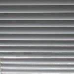 オフィスで良く使われるブラインド（横型・縦型・ロールタイプ）の特徴とメリット