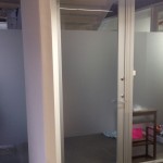 ガラス張りでも会議室のプライバシーは確保できる～フォグラスシートとは？