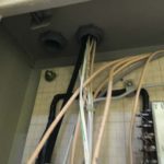 オフィスの通信回線の通り道。屋内配管その①