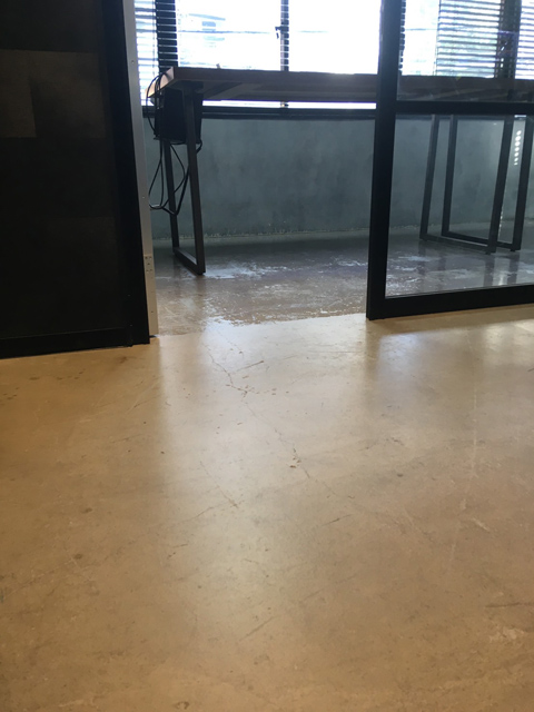 コンクリートフロアをより使いやすく！防塵塗料について