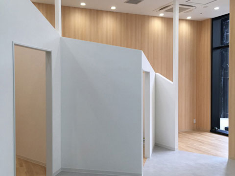 LGS造作の真骨頂～天井高を活かした造作間仕切り壁～