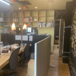 オフィス内装リフォーム事例～シックな黒基調から明るいオフィスへの改装～