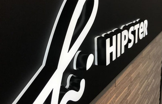 会社の顏よ、美しく輝け！～LED発光サイン「ルミレター（ダイカン社製）」４パターンの施工事例～